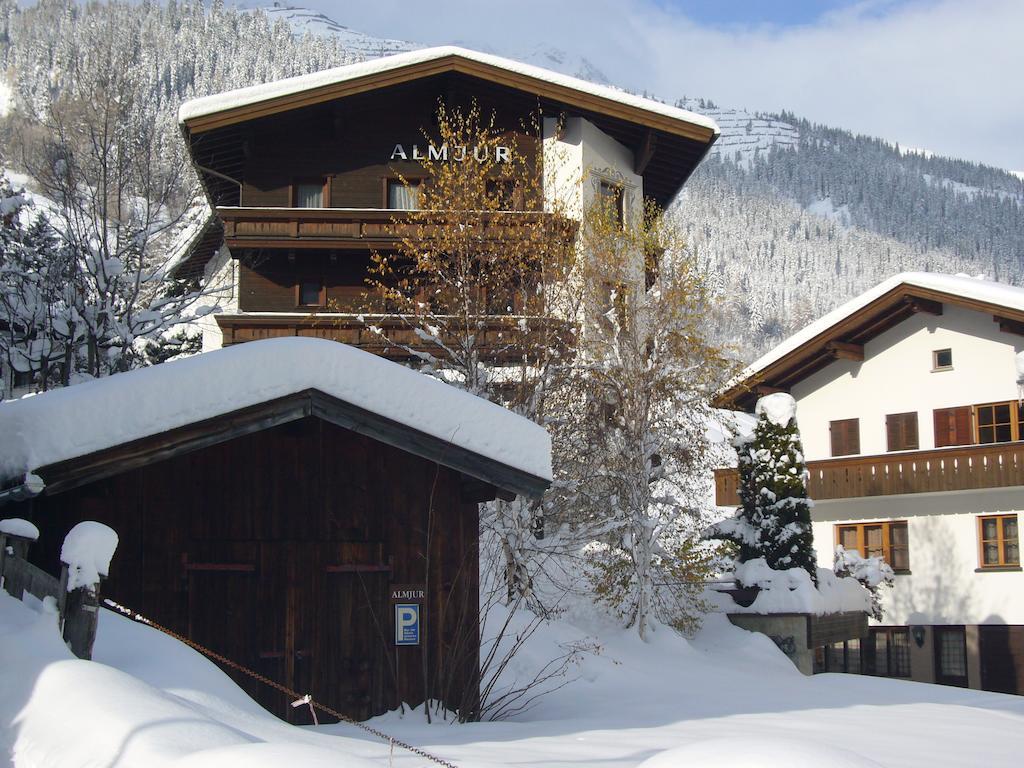 Hotel Garni Almjur Санкт-Антон-ам-Арльберг Экстерьер фото
