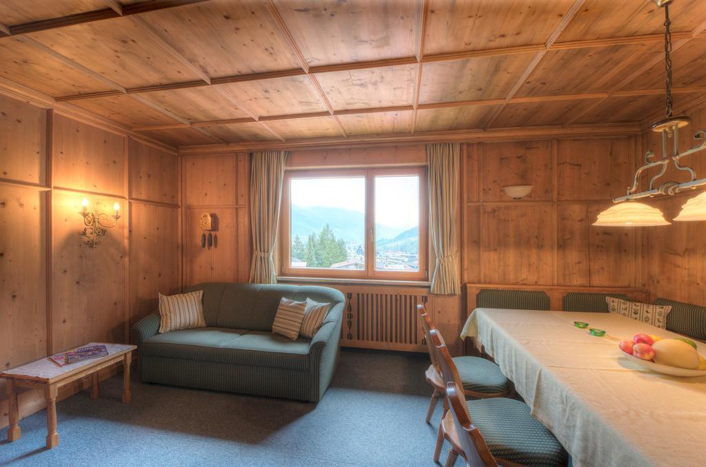 Hotel Garni Almjur Санкт-Антон-ам-Арльберг Экстерьер фото